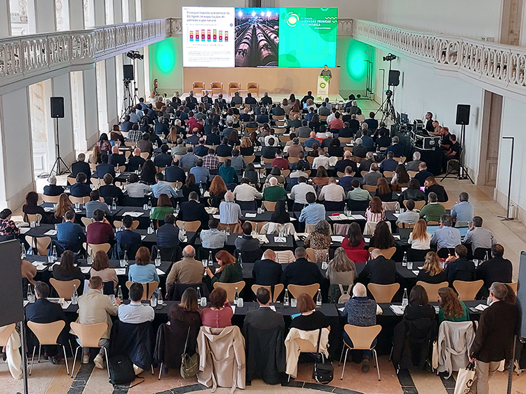 Laboratório Hipocarbónico do CTCV, criado no âmbito da agenda Ecocerâmica e Cristalaria de Portugal